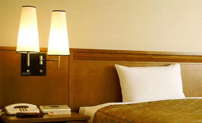 Super 8 By Wyndham Missoula/Brooks Street Hotel Екстериор снимка